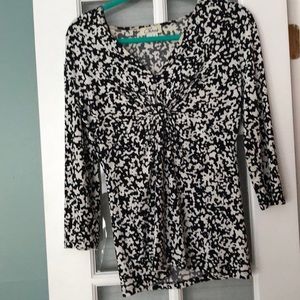 Stylish black and white top